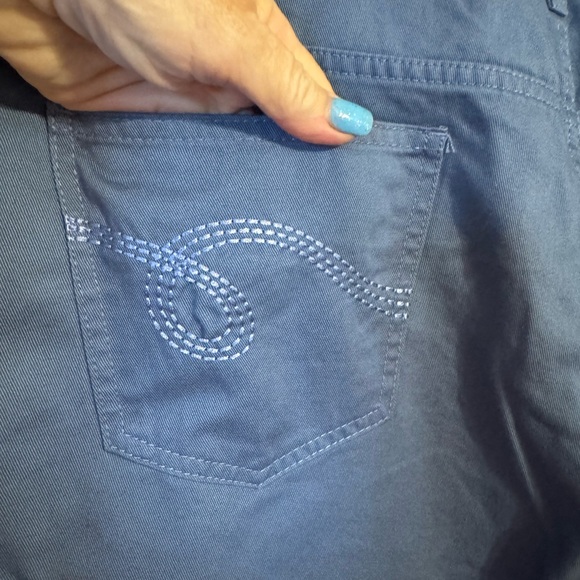 NWT Kim Rogers Blue Cropped Pants PLUS: 16    #5 - Picture 5 of 9